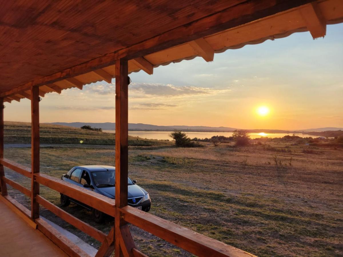 Cabana Varad Coronini Moldova Veche المظهر الخارجي الصورة